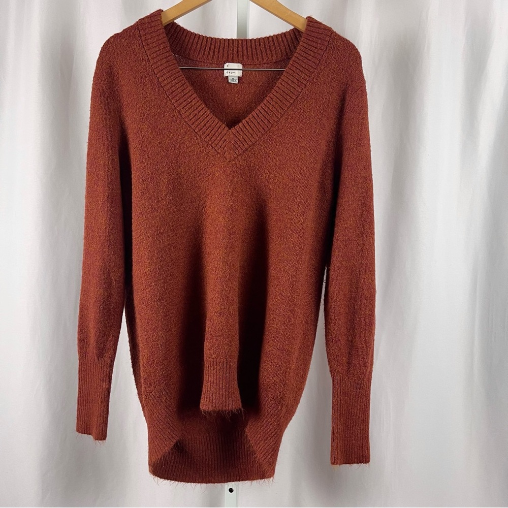 a new day Medium Soft Fuzzy Knit Stretch V Neck Longline Sweater Rust Boho